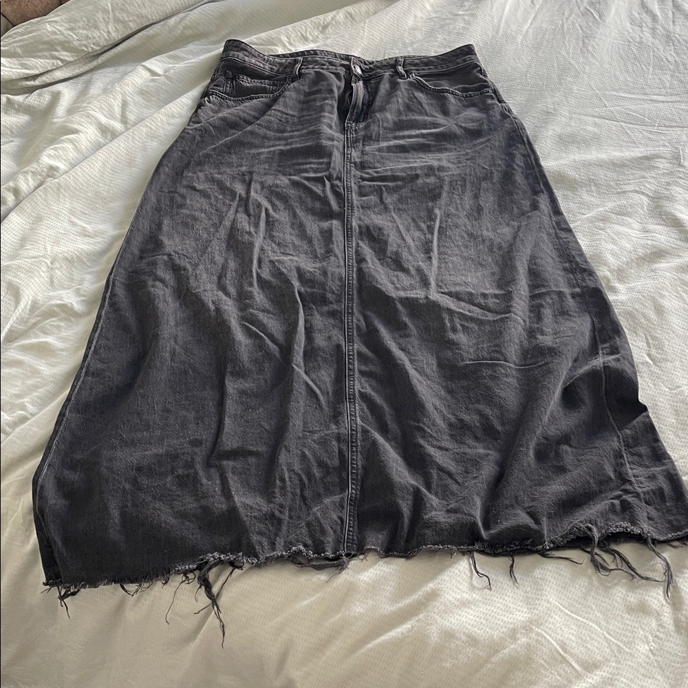American Eagle Outfitters Black A-Line Skirt